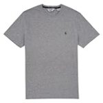 Equipamiento Deportivo con Estilo: Comparativa de Ropa Penguin para el Tenis y el Pádel